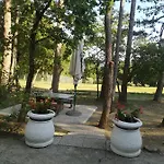 Pineta Nyaraló Gračišče